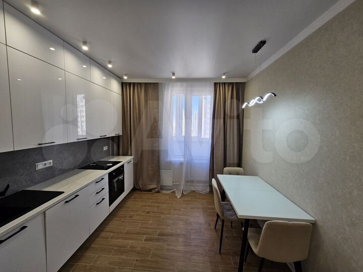 3-к. квартира, 75 м², 10/19 эт.