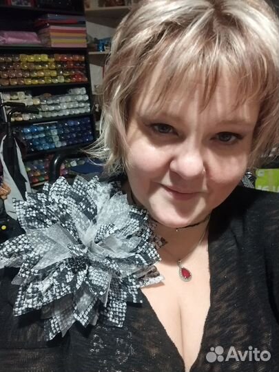 Брошь цветок из ткани большой