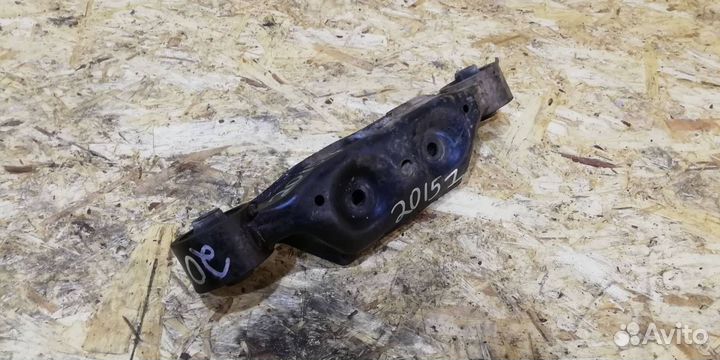 Кронштейн редуктора Subaru Forester 3 (SH) 2008