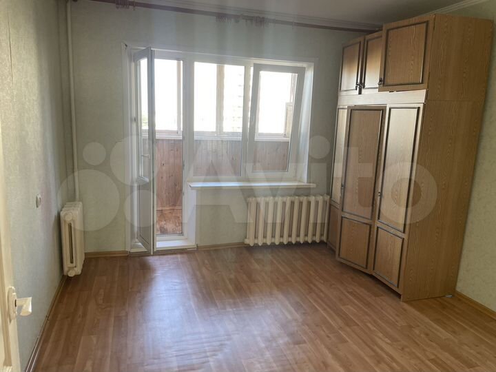 3-к. квартира, 85 м², 8/10 эт.