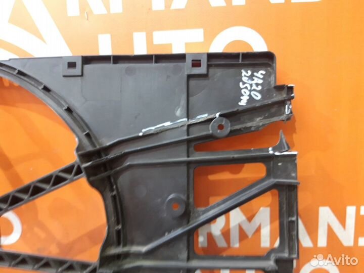 Диффузор вентилятора Toyota Camry 8 XV70 2017-Нв