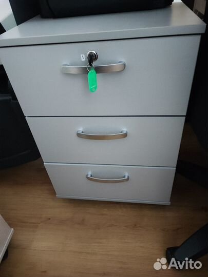 Тумба офисная с ящиками