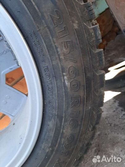 Nokian Tyres Hakkapeliitta 5 215/60 R16 99