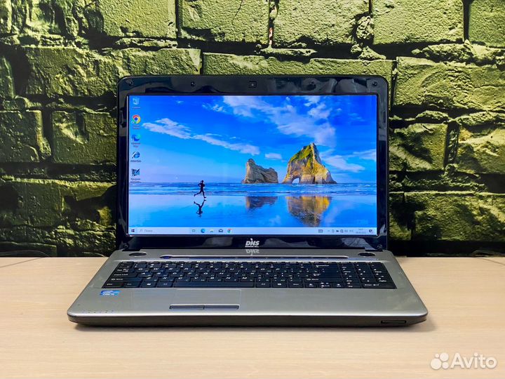 Ноутбук DNS Core i3