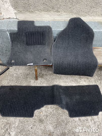 Автомобильные коврики японские