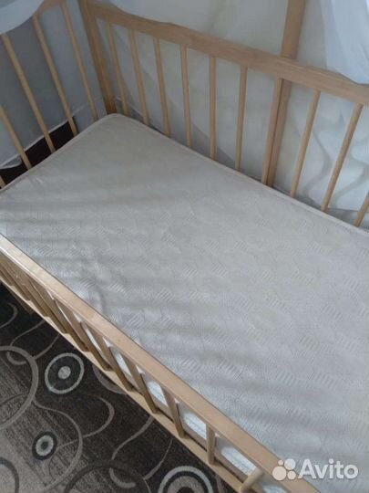 Детская кровать качели