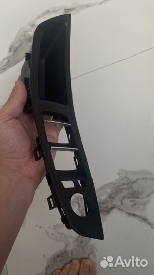 Bmw f10 внутренняя водительская ручка салона