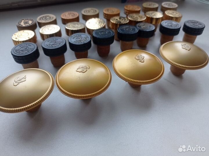 Пробки от Hennessy