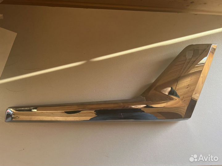 Накладка на Фару Левая Toyota land Cruiser 200 202