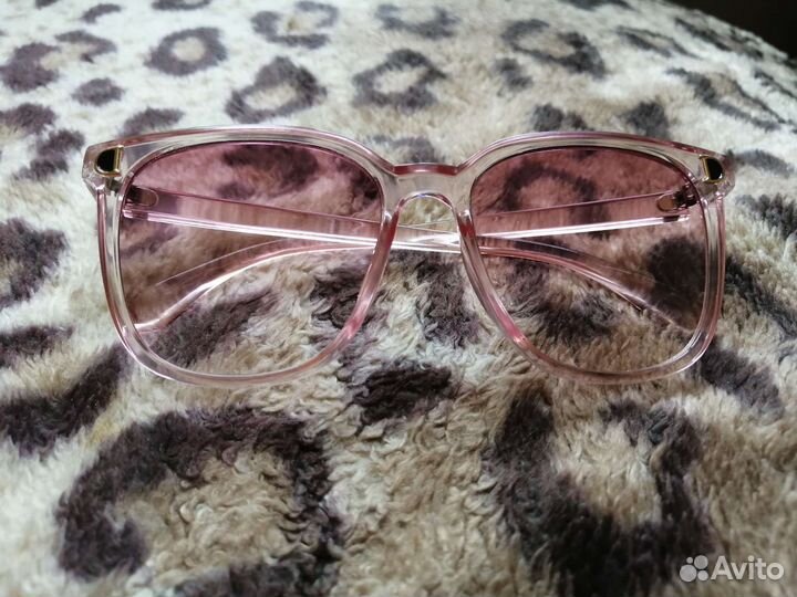 Солнцезащитные очки новые