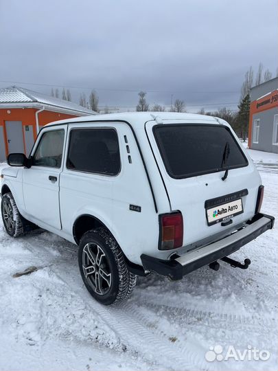 LADA 4x4 (Нива) 1.7 МТ, 2005, 200 000 км