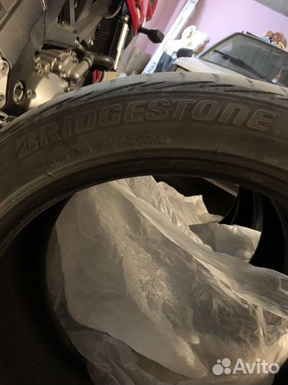 Bridgestone B-style EX 215/45 R17