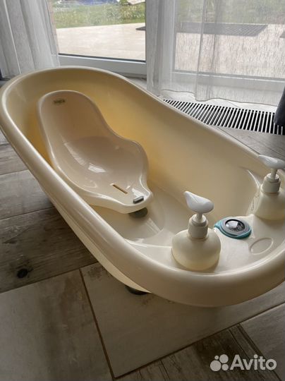 Ванночка для купания с термометром