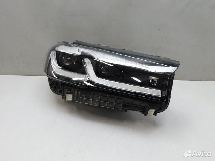 Фара правая BMW 5-Series/M5