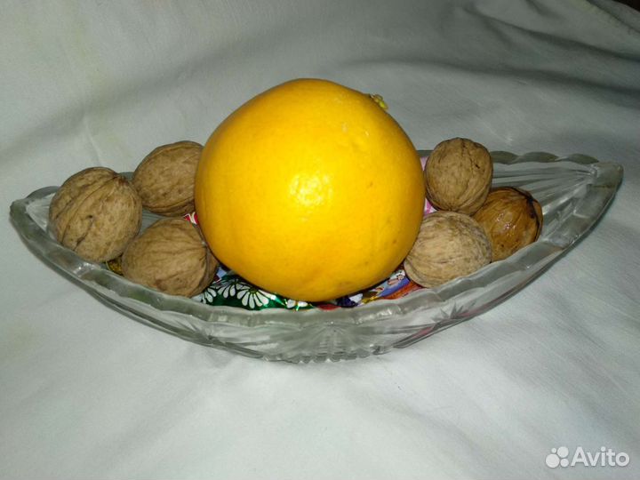 Ладья- конфетница, вазочка