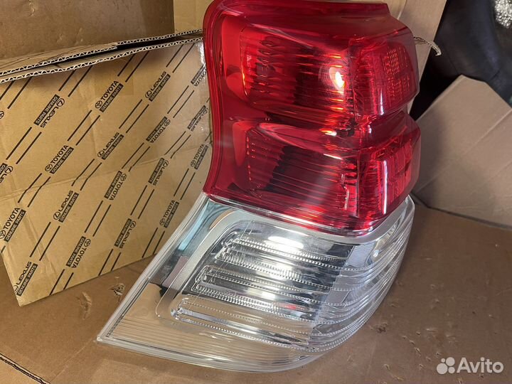 Задний левый фонарь Toyota Land Cruiser prado 150