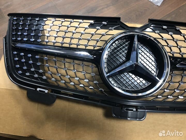 Решетка радиатора Diamond Mercedes GL164 рест