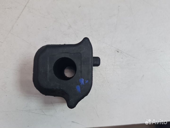 Втулка стабилизатора переднего febest TSB-ZZE150L