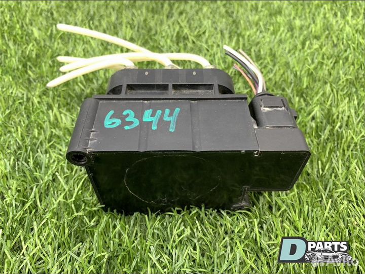 Блок клапанов пневмоподвески Mercedes-Benz