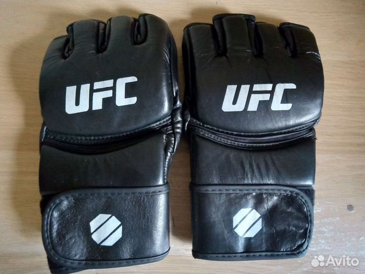Перчатки UFC