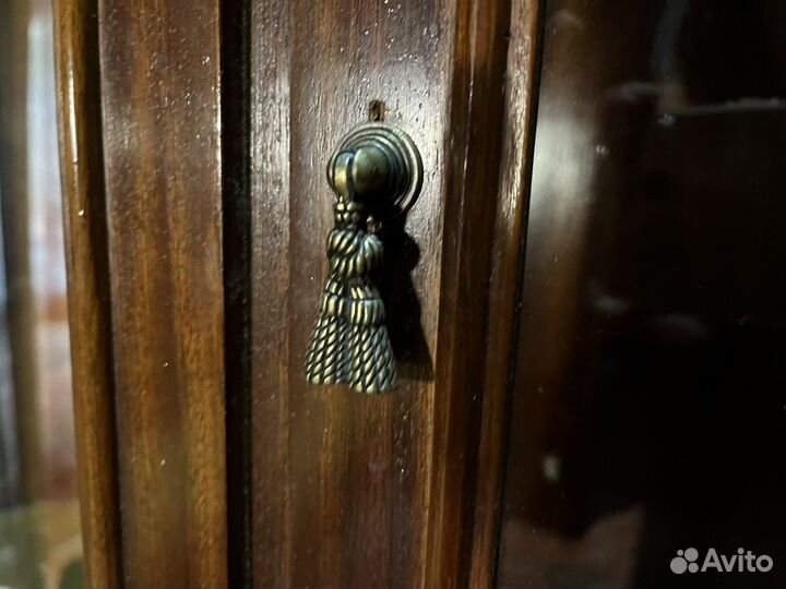 Старинный буфет