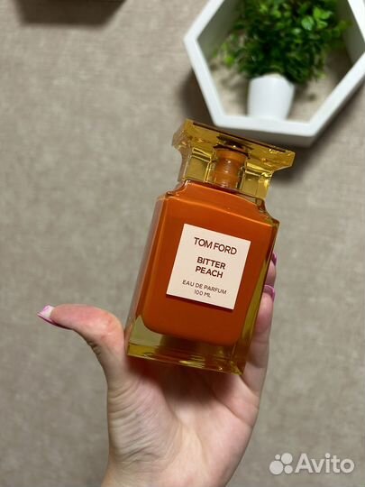 Tom ford духи bitter peach