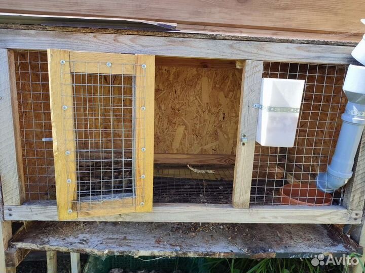 2 клетки для кроликов