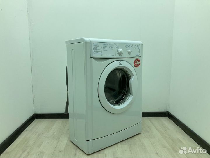 Стиральная машина бу Indesit на гарантии