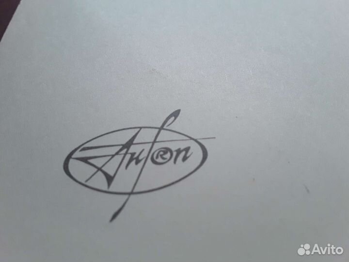 Виниловые пластинки битлз и майкл джексон