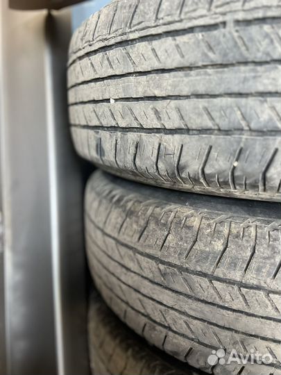 Bridgestone Dueler H/T 265/70 R17