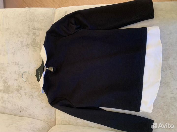 Рубашка-свитер белая с черным 140