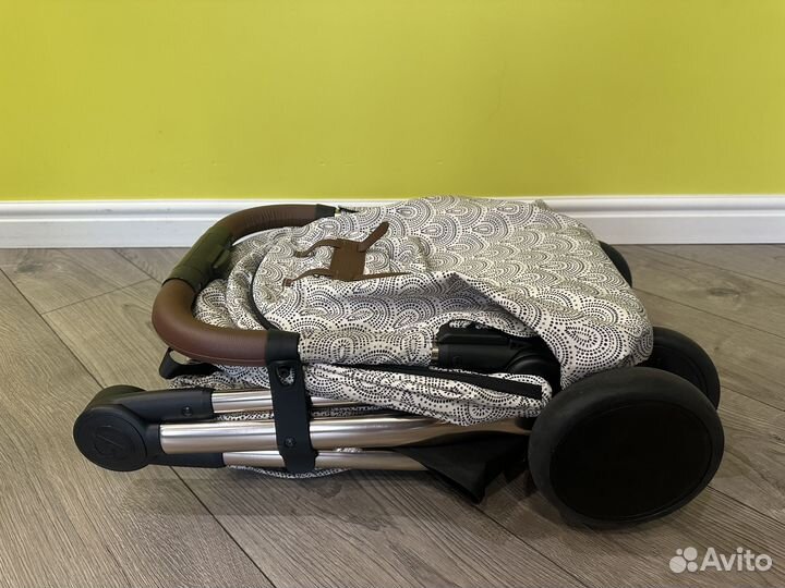 Коляска Elodie