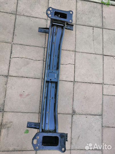 Усилитель переднего бампера KIA Sorento (новый)