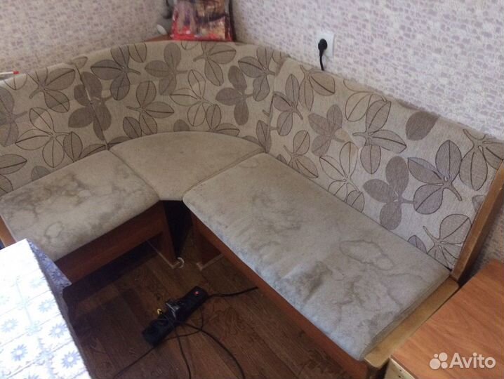 Химчистка мебели чистка диванов на дому