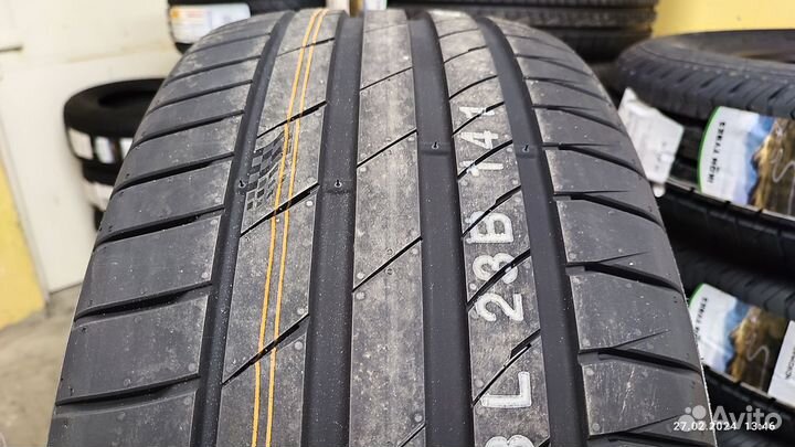 Kumho Ecsta PS71 285/40 R21 109Y