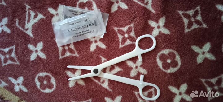 Зажим для пирсинга