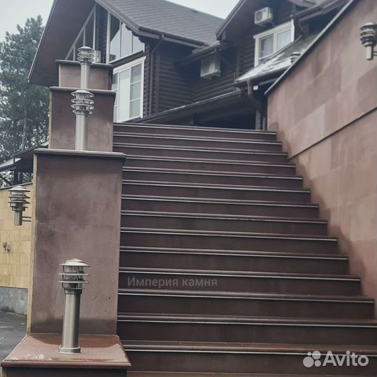 Ступени для лестницы из травертина, мрамора