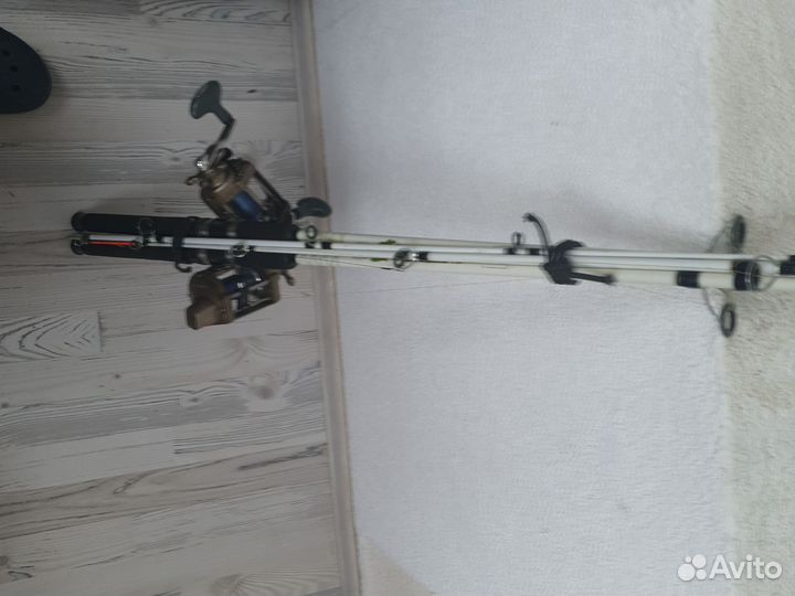 Троллинговое удилище с катушкой