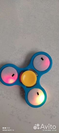 Спиннер светчщийся