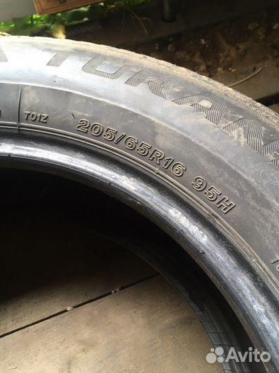 Bridgestone Turanza T001 205/65 R16
