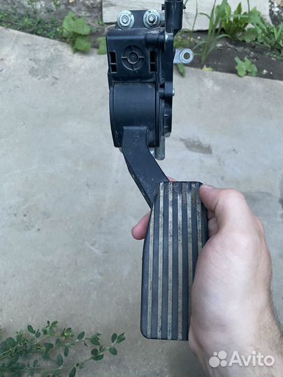 Педаль газа LADA kalina