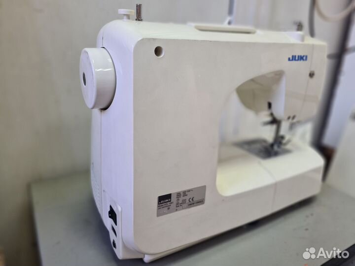 Швейная машинка Juki HZL - E61