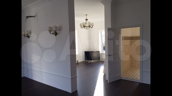 Дом 300 м² на участке 14 сот.