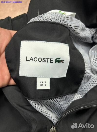 Уютная ветровка Lacoste для свежего воздуха