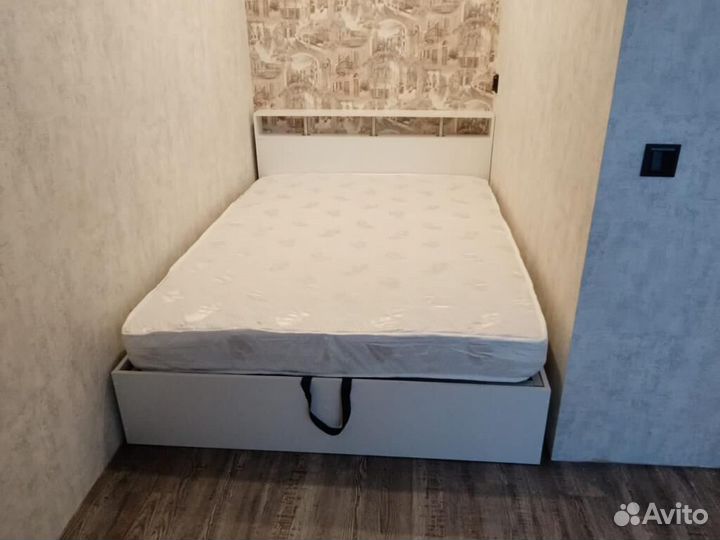 Кровать с подьемным механизмом