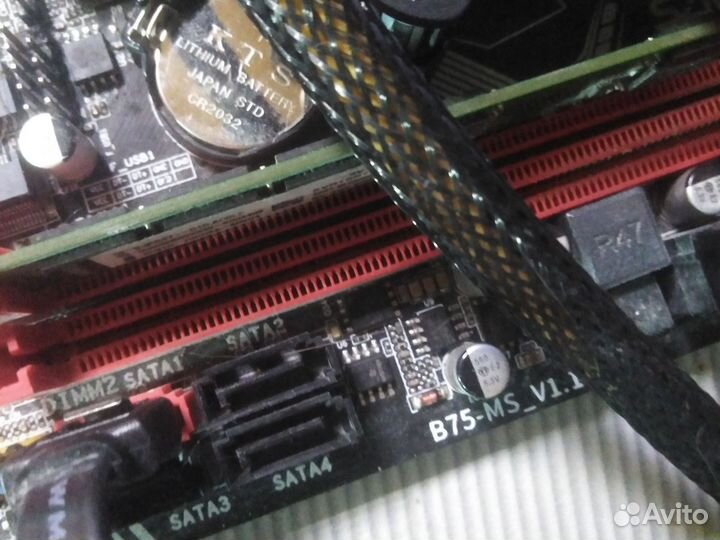 Материнская плата с процессором