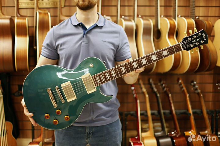 Электрогитара Cort + аксессуары