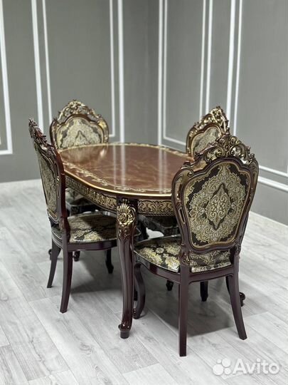 Стол и стулья в гостиную.Оплата при получении