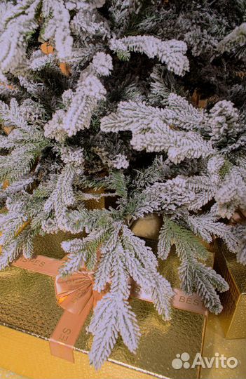 Снежная елка