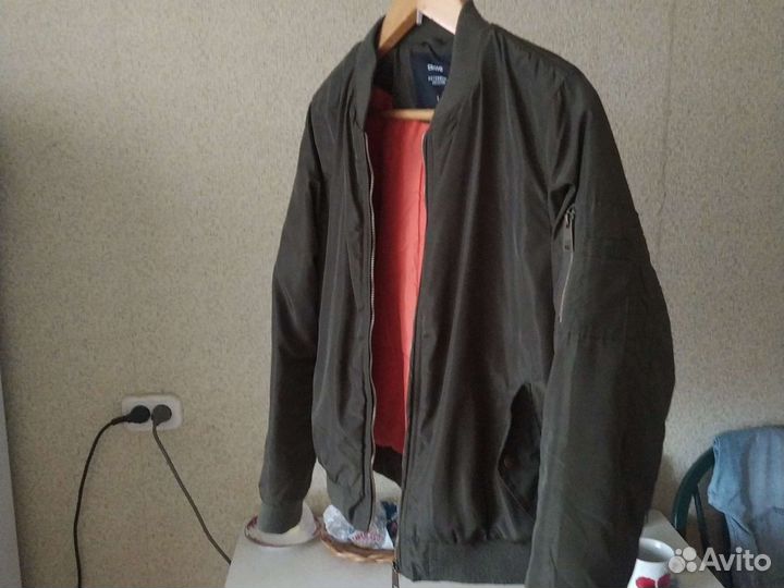 Бомбер мужской cropp
